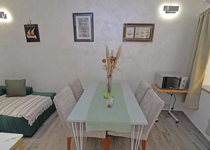 Apartment By The Sea Veli Losinj, Losinj - 24590 Veli Lošinj
