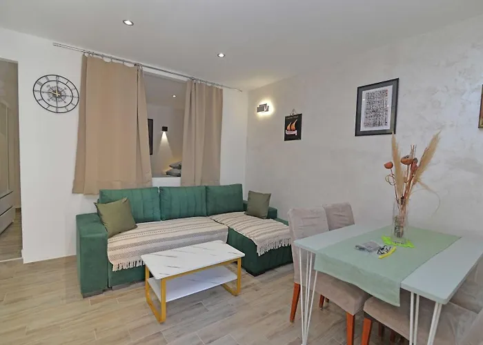 By The Sea Veli Losinj, Losinj - 24590 Apartment