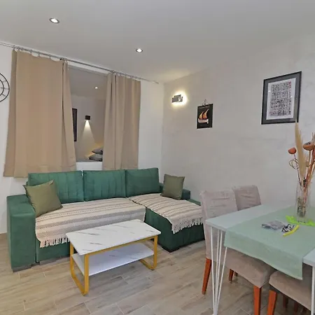 By The Sea Veli Losinj, Losinj - 24590 公寓